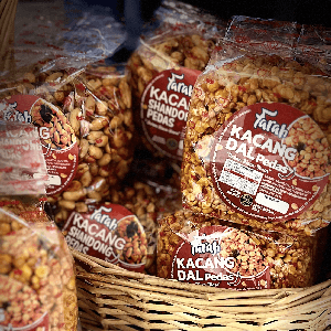 Kacang Pedas - Image 1