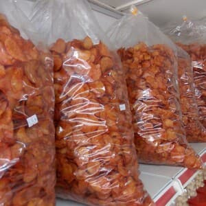 Combo kerepek bawang dan kerepek ubi pedas - Image 1