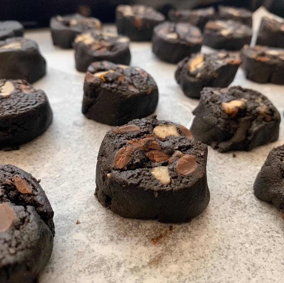 BLACKOUT COOKIES - Image 1