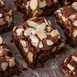 Almond Brownies - Thumbnail 1