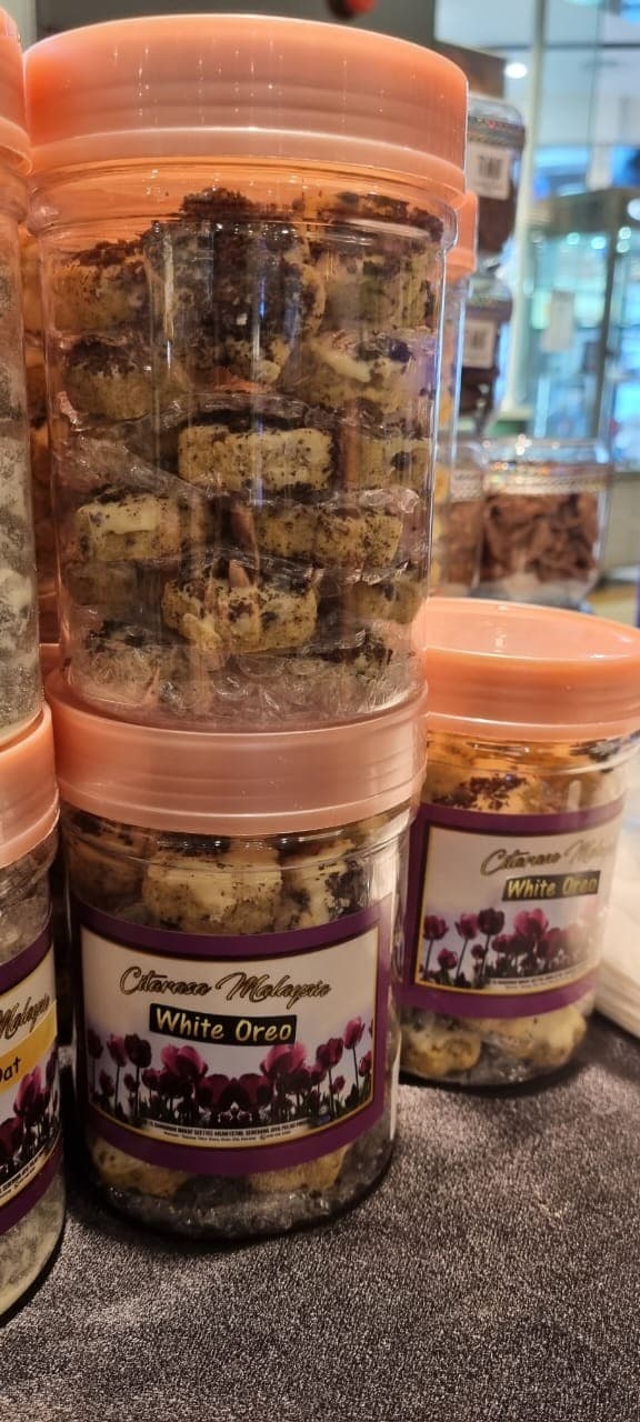 WHITE OREO 25 PCS - Image 1