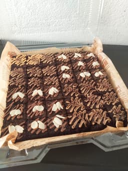 BROWNIES - Thumbnail 1