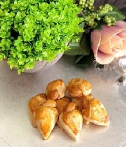 Cashew nut - Thumbnail 1