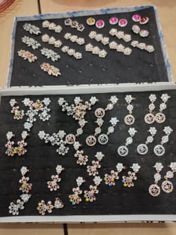 Brooch Bahu & Brooch Gantung - Thumbnail 1