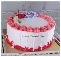 Red Velvet Cake - Thumbnail 1