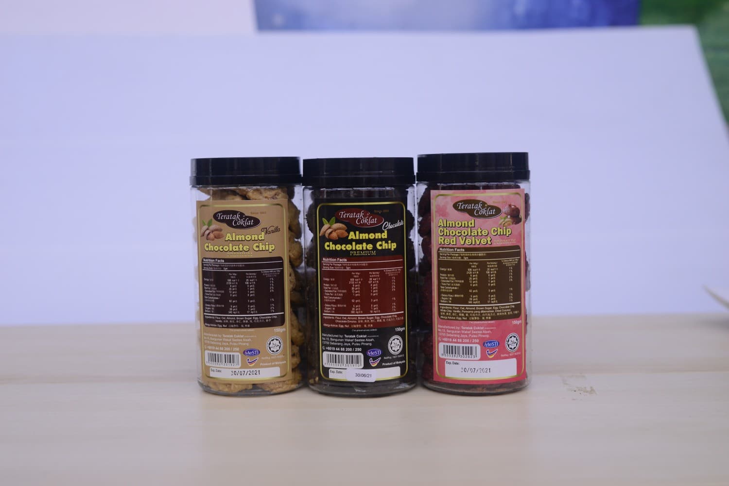 Almond Choc Chip MIX 3 BY TERATAK COKLAT