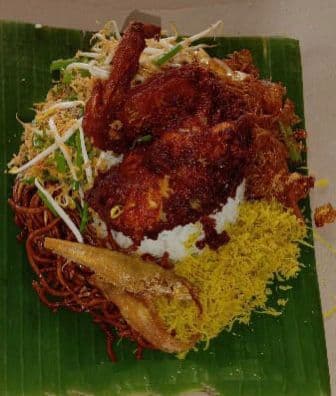Self Pickup - NASI AMBENG AYAM GORENG BEREMPAH