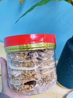 KUIH KAPIT CHOCKY NUT - Thumbnail 2