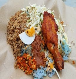 Nasi Kerabu AYAM GORENG - Thumbnail 1