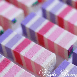 Kek Lapis Triple Berry (PREMIUM) - Image 1