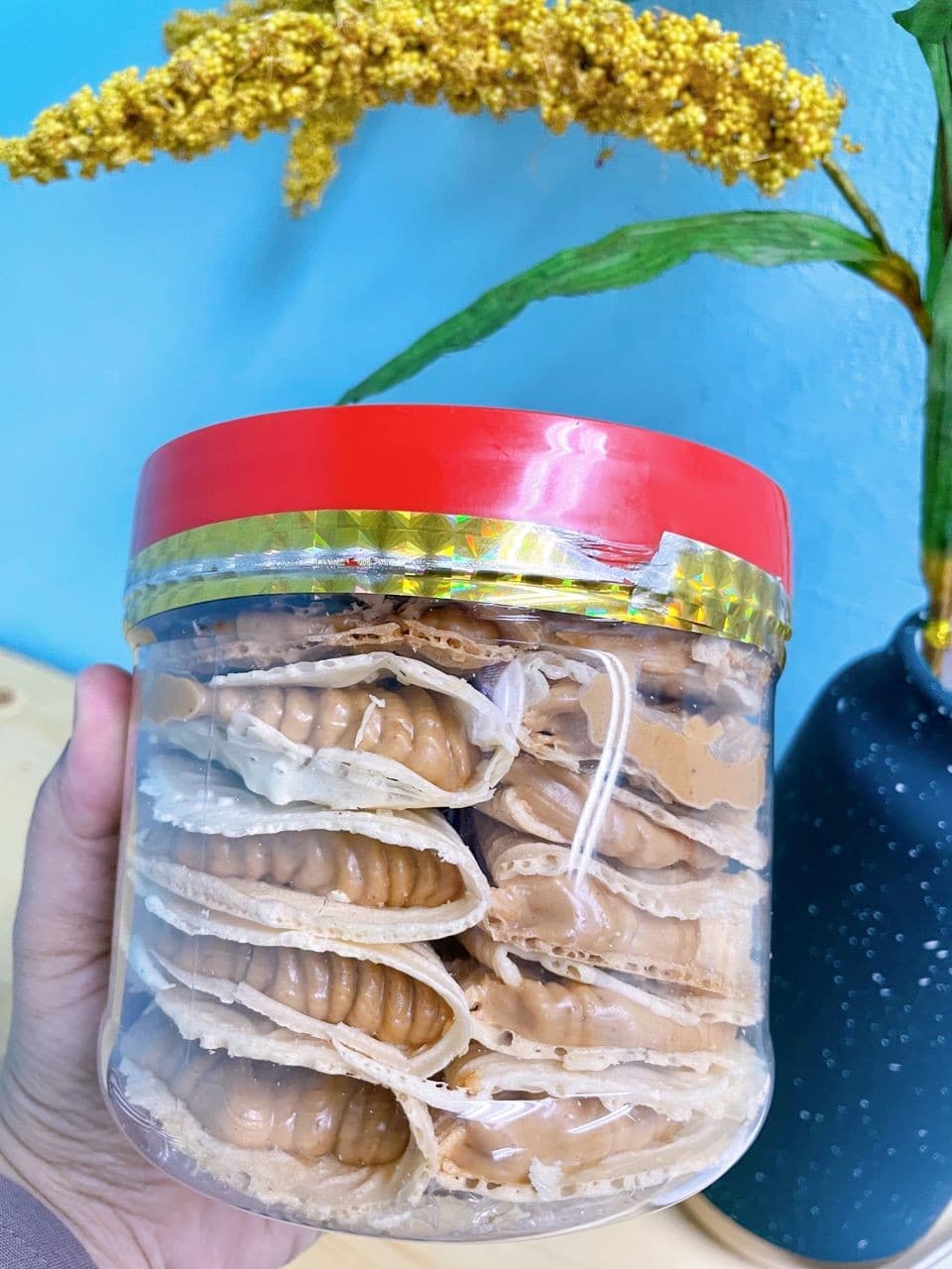 KUIH KAPIT PEANUT - Image 1