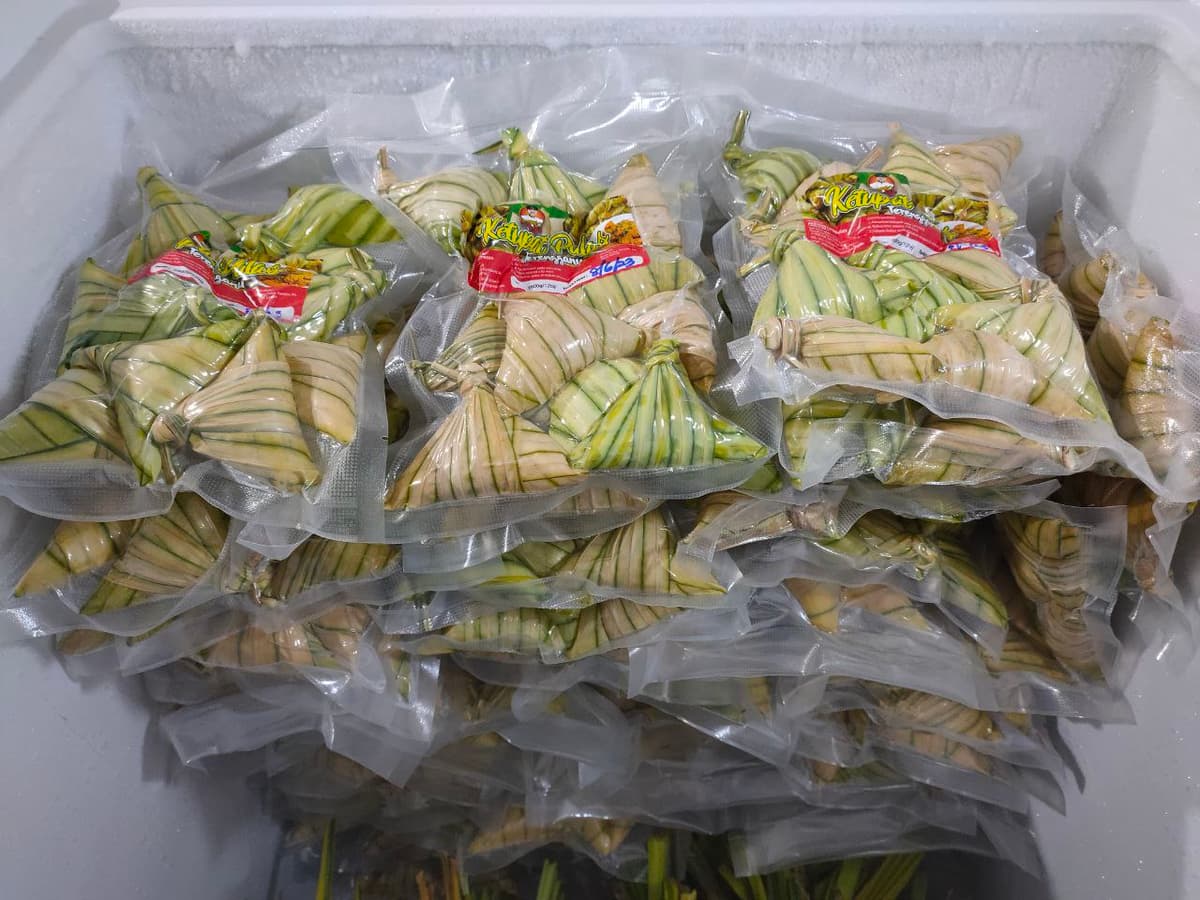 KETUPAT PALAS TERENGGANU (VACUM) - Image 1