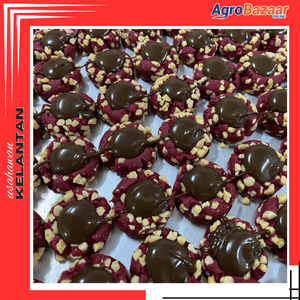 Red Velvet Nutball - Image 1