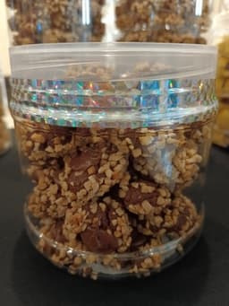 ALMOND CHOC BUTTON - Thumbnail 1