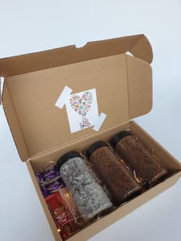 SUPRISE GIFT SET FOR BIRTHDAY / COUPLE ANNIVERSARY FRIENDSHIP - Thumbnail 1