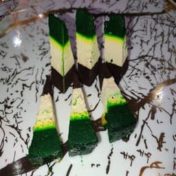 LUMUT CHEESE CAKE - Thumbnail 1