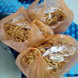 Kuih gunting - Image 1