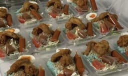 Nasi Kerabu - Thumbnail 1