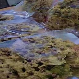 Rempeyek Kacang Tanah - Thumbnail 1