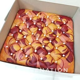 JELITA MARBLE RED VELVET CAKE - Thumbnail 1