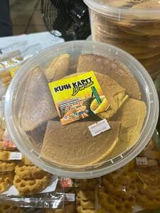 Kuih Kapit Durian