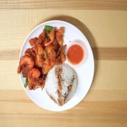 nasi putih ayam + udang goreng kunyit