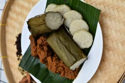 Lemang & Rendang Daging Klasik 240g - Thumbnail 2