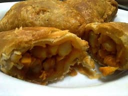 karipap inti ubi dan ayam - Thumbnail 1