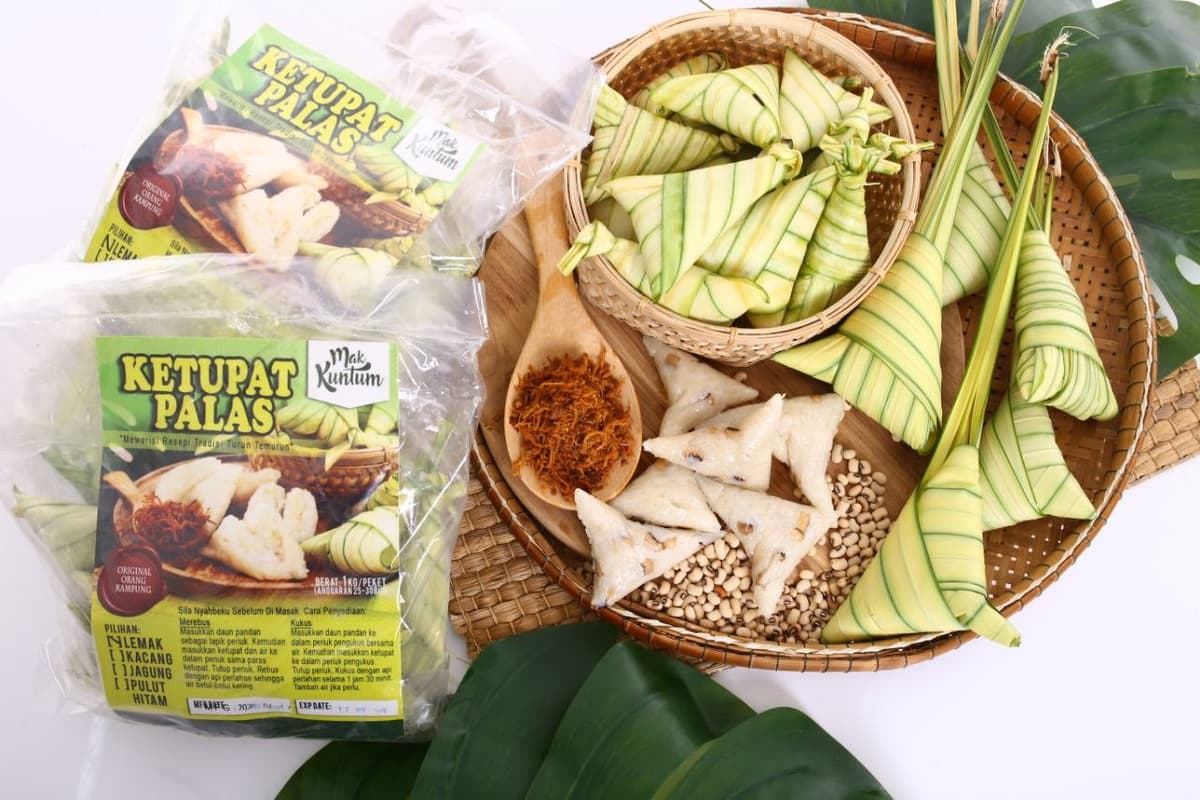 MAK KUNTUM KETUPAT PALAS KACANG - Image 1