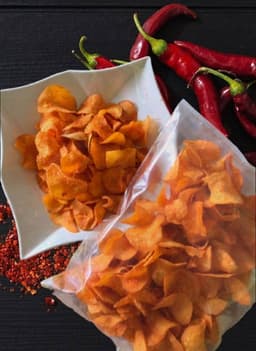 Kerepek Ubi Pedas 500 gram - Thumbnail 1