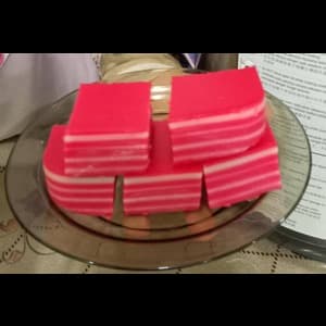 KUIH LAPIS SELOYANG ( SELF PICKUP ) - Image 1