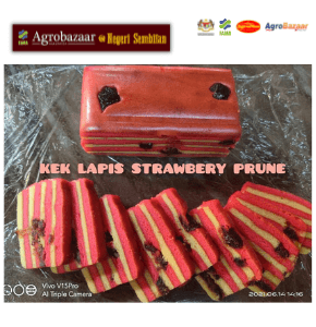 Kek Lapis Strawberry Prune