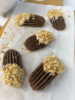 BISKUT DARK PIPING - Thumbnail 2