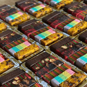 Kek Lapis Premium (mix box) - Image 1