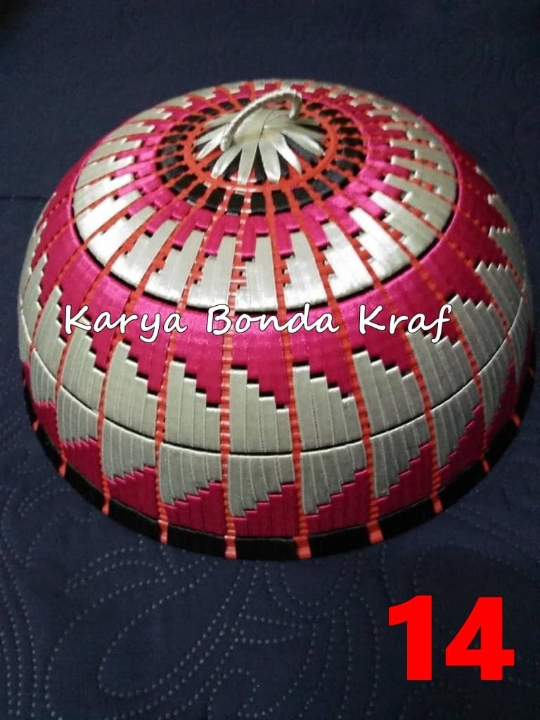 Tudung Saji Hiasan Reben - Image 1