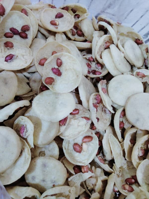 Rempeyek kacang